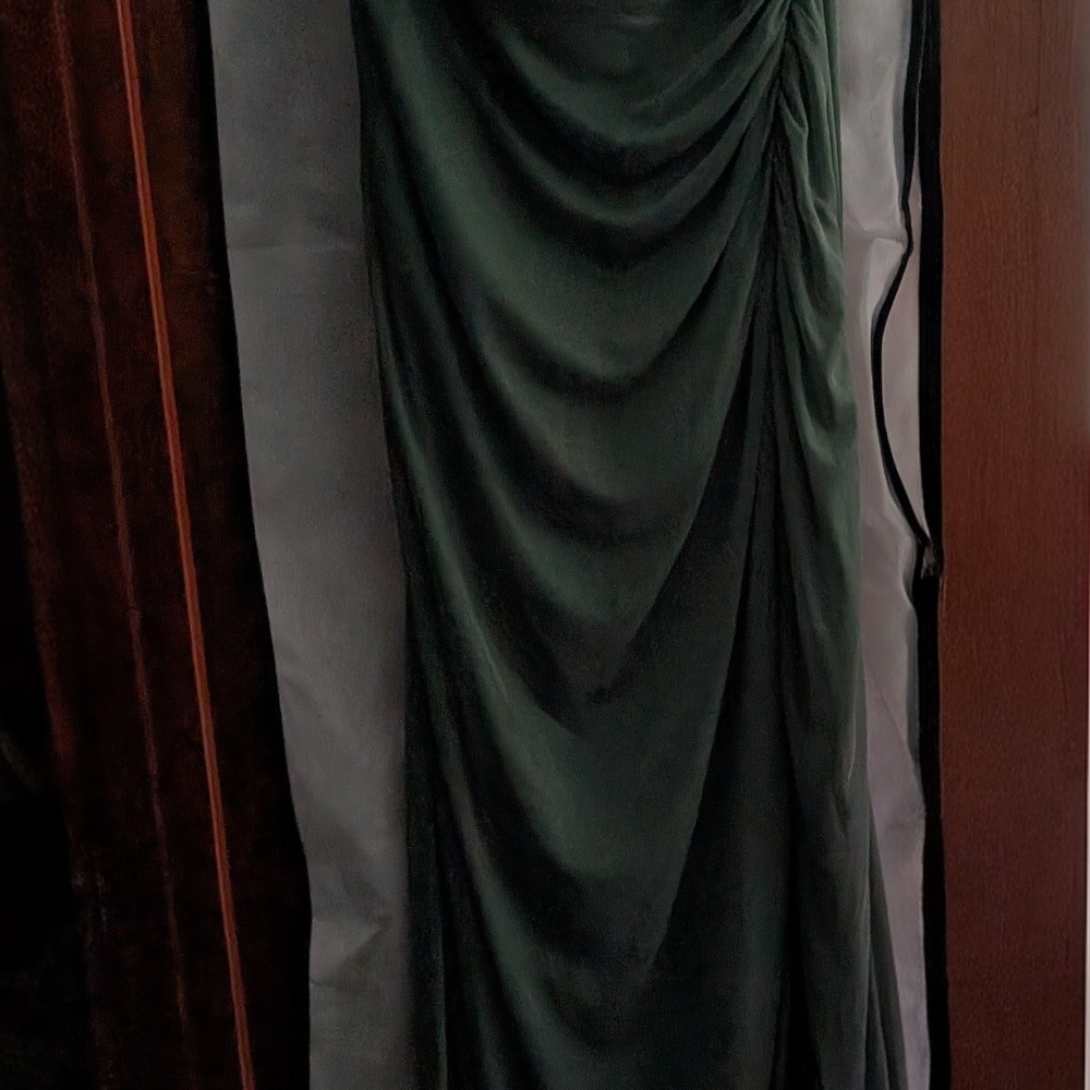 Elegant Green Evening Gown